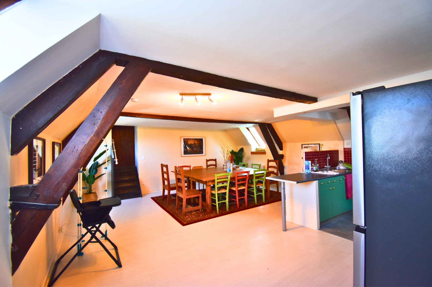 Le Haras Royal — salle à manger sous charpente apparente